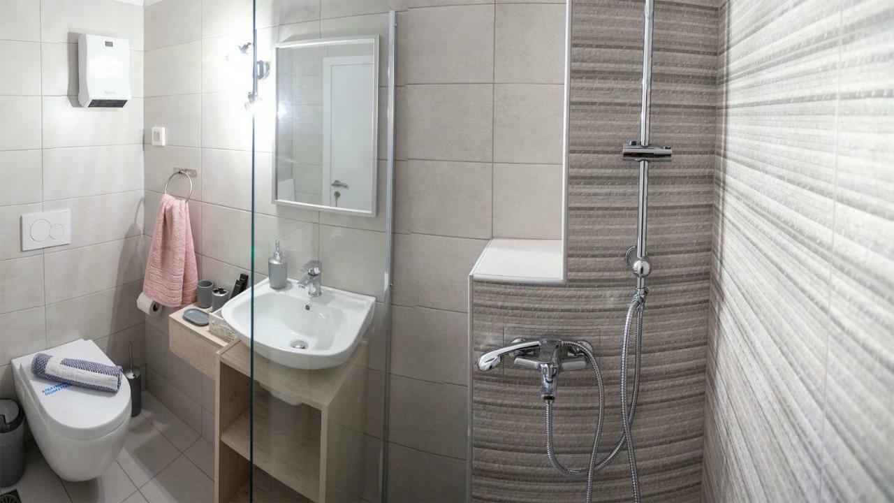 アテネAristophanes Luxury Flat Psyrri Squareアパートメント エクステリア 写真